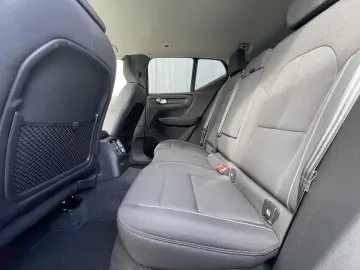 XC40 T4 INSCRIPTION BUSINESS PHEV PILOT ACC CAM