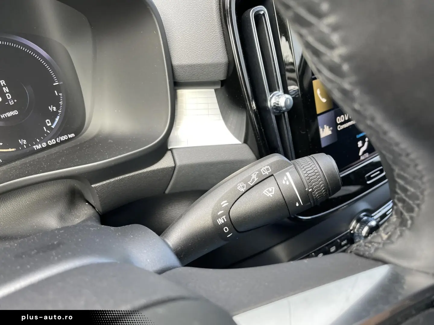 XC40 T4 INSCRIPTION BUSINESS PHEV PILOT ACC CAM