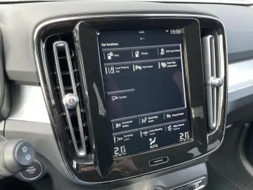 XC40 T4 INSCRIPTION BUSINESS PHEV PILOT ACC CAM