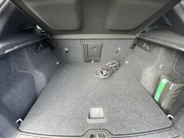 XC40 T4 INSCRIPTION BUSINESS PHEV PILOT ACC CAM