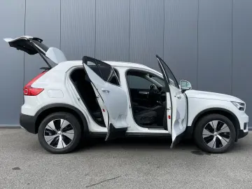 XC40 T4 INSCRIPTION BUSINESS PHEV PILOT ACC CAM