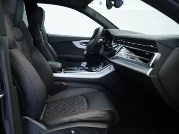 Q8 50 TDI q. S line  23  ACC LUFT Pano S-Sitze