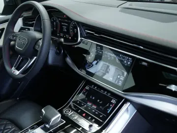 Q8 50 TDI q. S line  23  ACC LUFT Pano S-Sitze