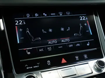 Q8 50 TDI q. S line  23  ACC LUFT Pano S-Sitze