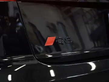 Q8 50 TDI q. S line  23  ACC LUFT Pano S-Sitze