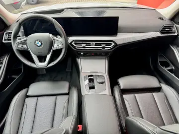 320i Limousine Step. HiFi Leder AHK Head-Up RFK