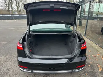 A6 45 TFSI S tronic S line 1.HA ACC 20LM NAV SHZ