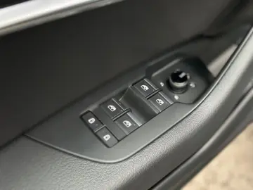 A6 45 TFSI S tronic S line 1.HA ACC 20LM NAV SHZ