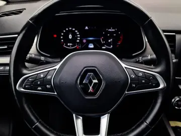 RENAULT ARKANA 1.3 TCe MHEV 140 techno EDC