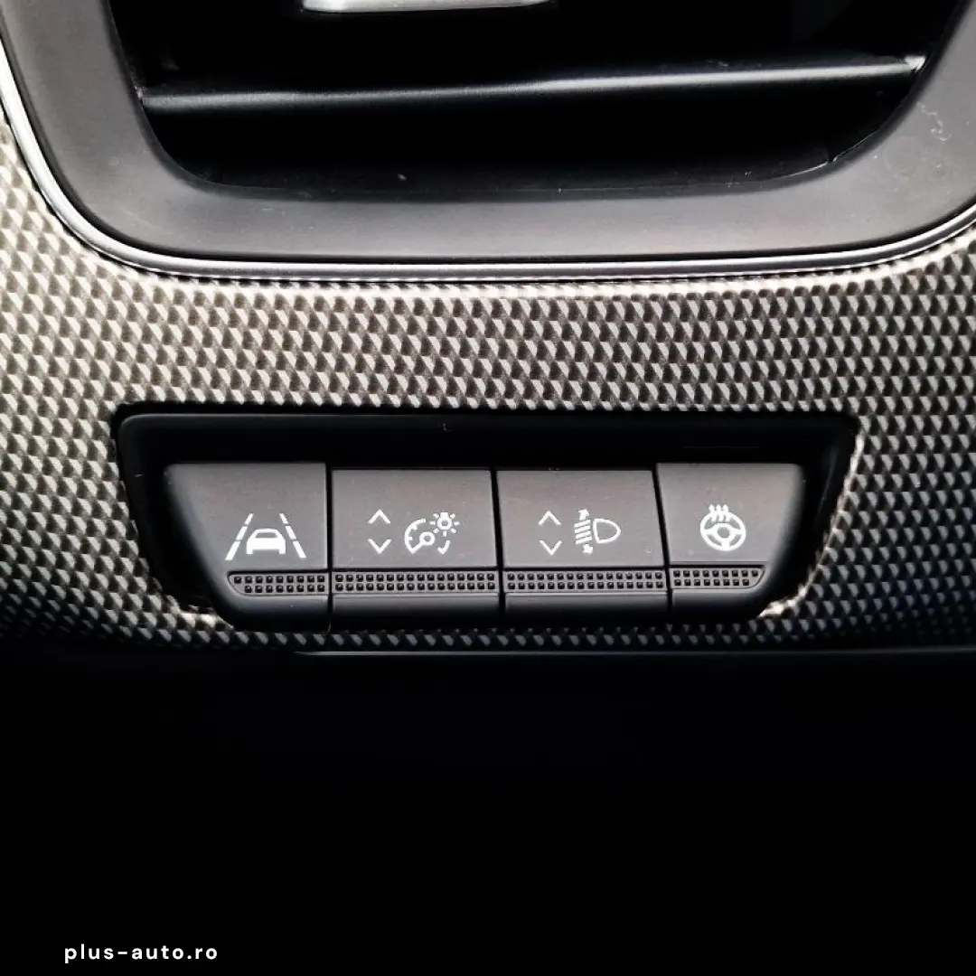 RENAULT ARKANA 1.3 TCe MHEV 140 techno EDC