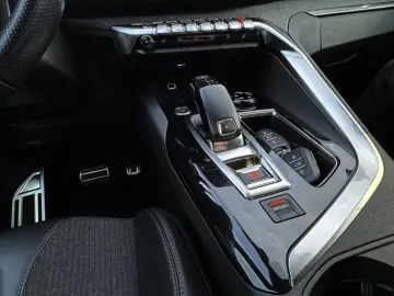 Peugeot 3008 1.2 EAT6 GT Line