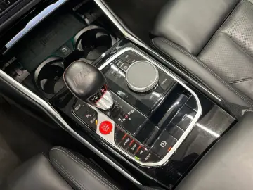 BMW M4 Cabrio Competition M xDrive