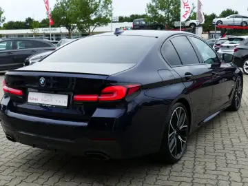 520d M Sport xDrive MHEV Aut. Laser Navi Pano HU