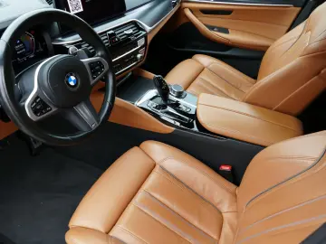 520d M Sport xDrive MHEV Aut. Laser Navi Pano HU
