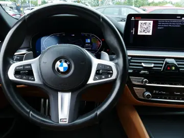 520d M Sport xDrive MHEV Aut. Laser Navi Pano HU
