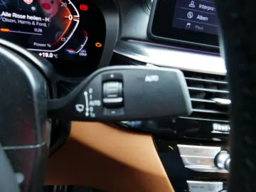 520d M Sport xDrive MHEV Aut. Laser Navi Pano HU