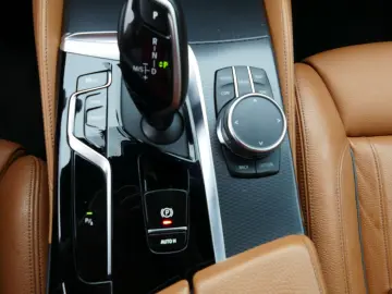 520d M Sport xDrive MHEV Aut. Laser Navi Pano HU