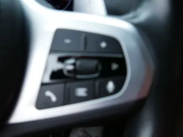 520d M Sport xDrive MHEV Aut. Laser Navi Pano HU