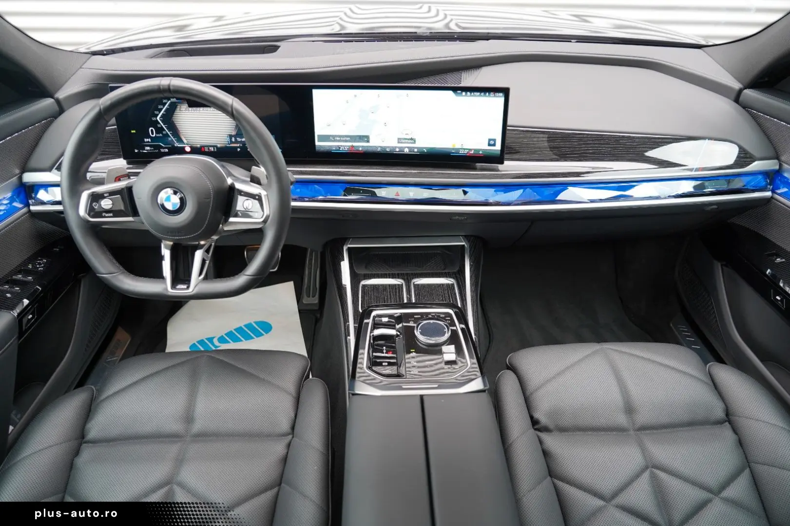 740d xDrive M Sport SKYLOUNGE ICONIC 360 HUD B&W