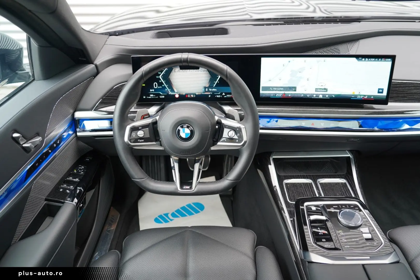 740d xDrive M Sport SKYLOUNGE ICONIC 360 HUD B&W