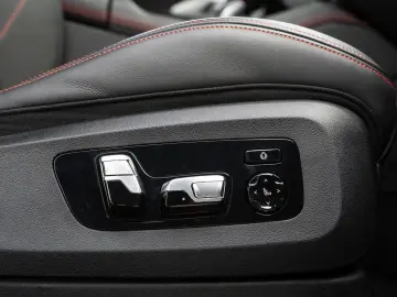 XM Label - DrivAssProf ParkAss