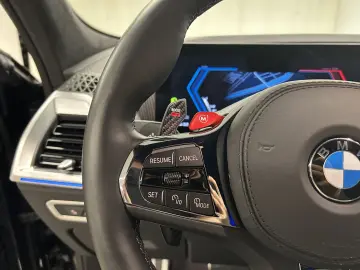 XM Label Red DA. Prof. PA. Plus B&W LED DAB AHK