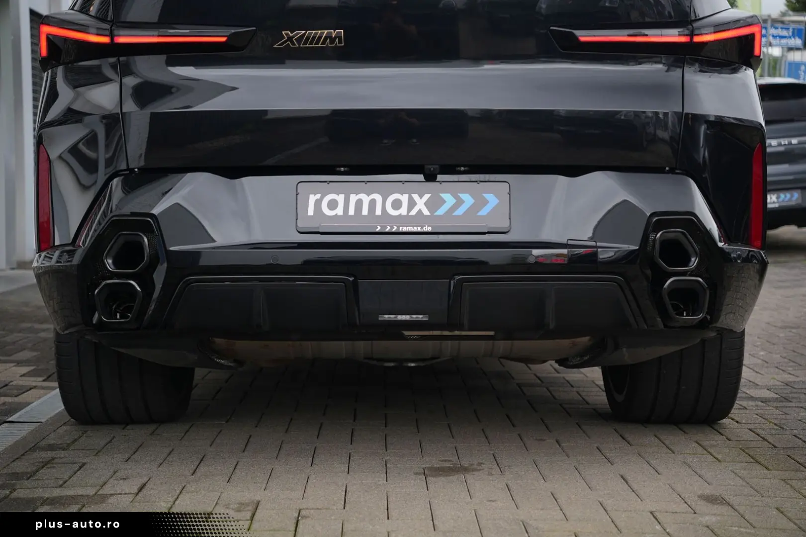 XM  BLACK EDITION-ACC-AHK-23M-LEDER SILVERSTONE