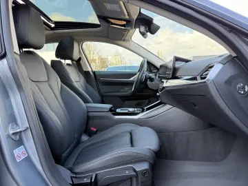 420d xDrive LASER Leder Glas H&K Key HeadUp ACC