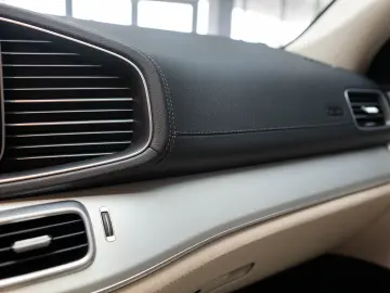 Mercedes-Benz GLE 350 DE COUPE 4M PPF TRAPA STOC