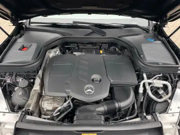 GLC 220 d 4M Coupé  AMG MULTIBEAM PANO AHK 360