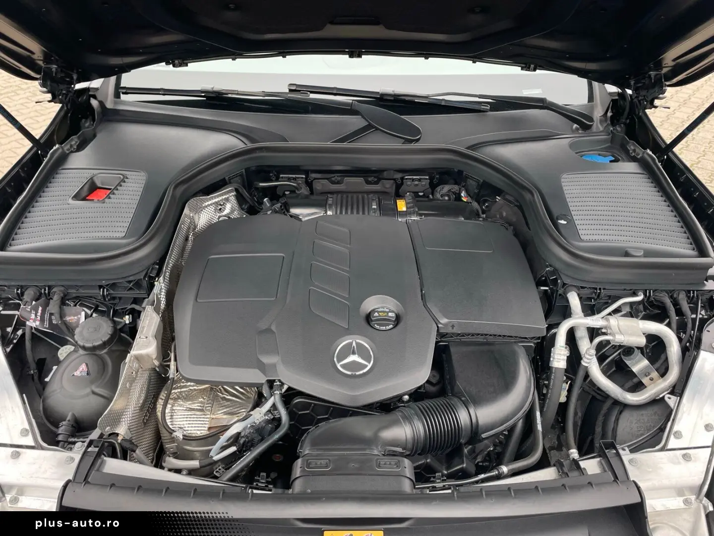 GLC 220 d 4M Coupé  AMG MULTIBEAM PANO AHK 360