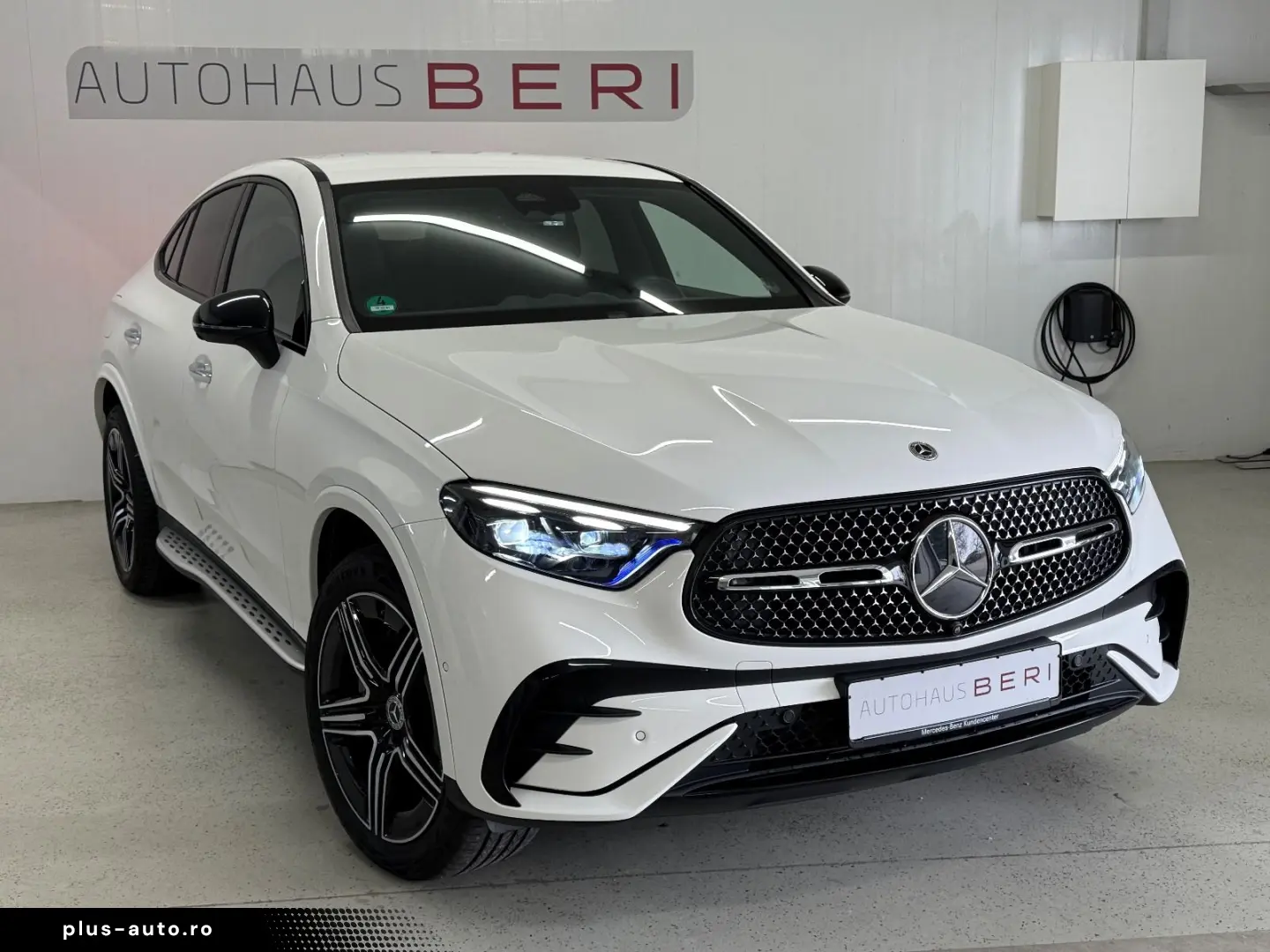 GLC 300e Coupe 4Matic AMG Night 20  360