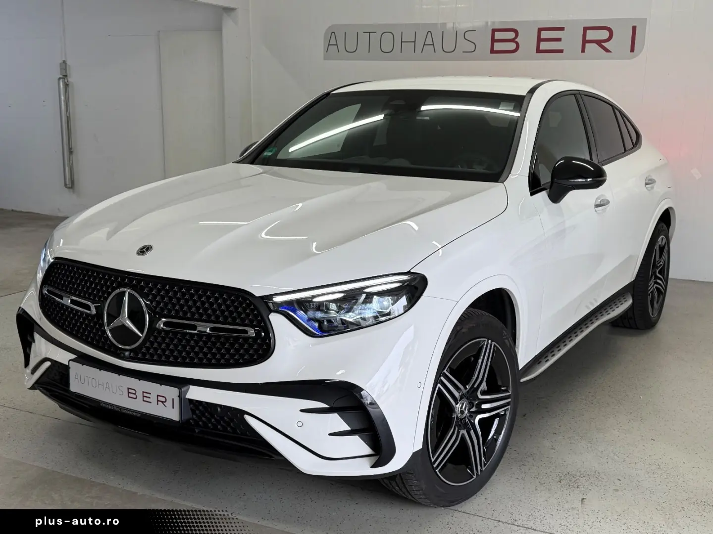 GLC 300e Coupe 4Matic AMG Night 20  360