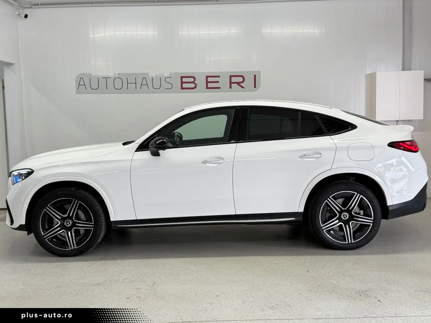 GLC 300e Coupe 4Matic AMG Night 20  360