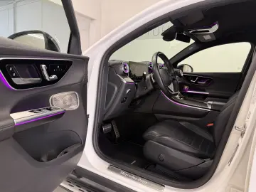 GLC 300e Coupe 4Matic AMG Night 20  360