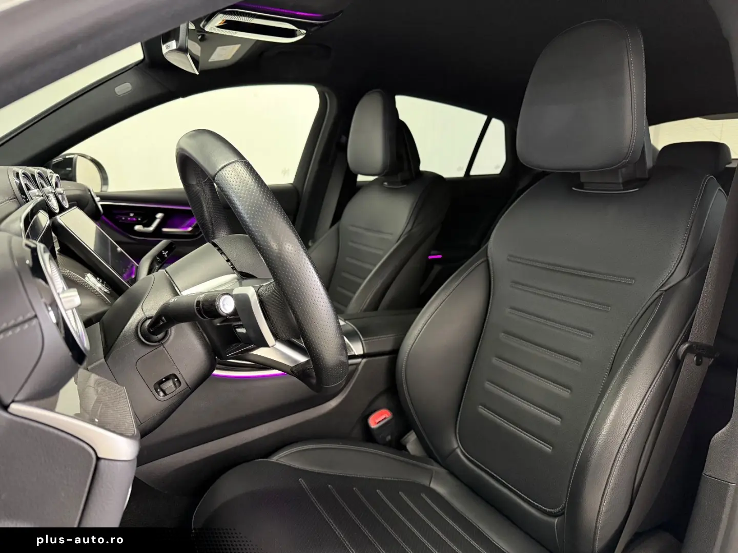 GLC 300e Coupe 4Matic AMG Night 20  360