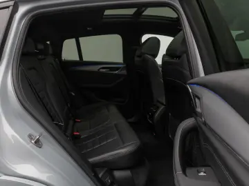 X4 xD30d M Sport Panorama Laser Kamera HUD HiFi