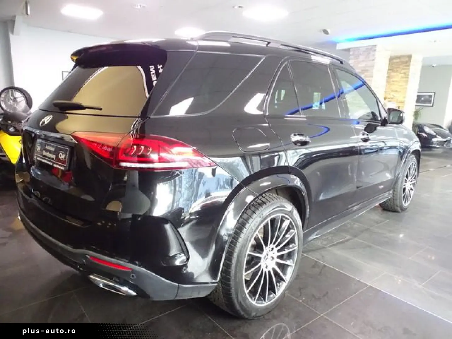 GLE 400 d 4M AMG LED Pano Burm Ambi 360Cam AHK