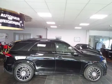 GLE 400 d 4M AMG LED Pano Burm Ambi 360Cam AHK