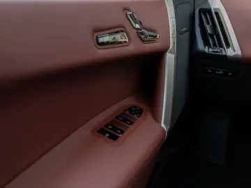 iX xD50 360 H K DAB ACC SoftCl Komfort 21Zoll