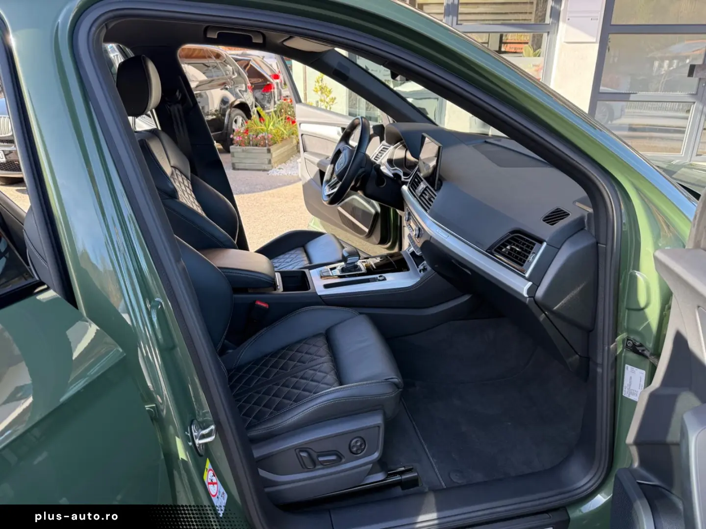 SQ5 3.0Ltr-251kW(341PS) S-Line Matrix