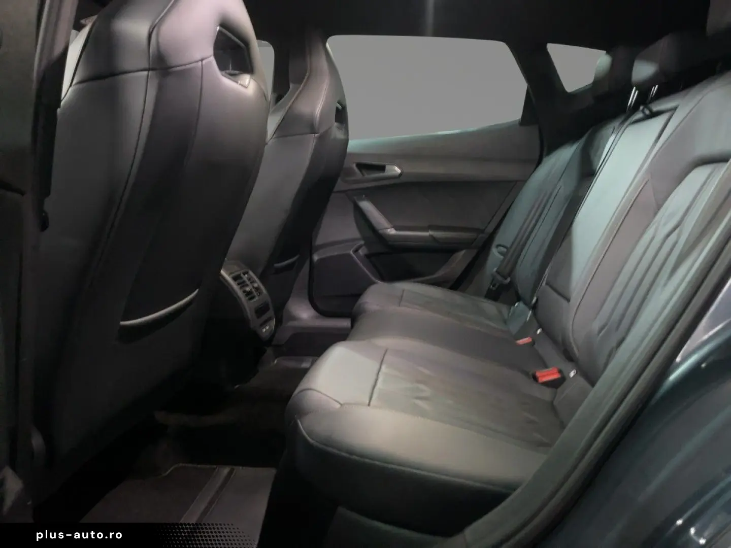 Formentor 2.0TSI VZ 4Drive DSG LED ACC DCC LEDER