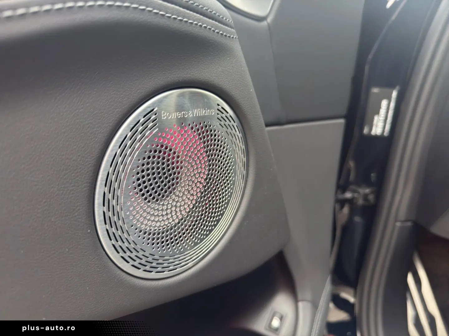 XM 4.4 23  B&W SERVICE NEU GARANTIE VOLL