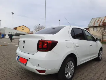 Dacia  Logan  1000 cm 3  75 C p   2020
