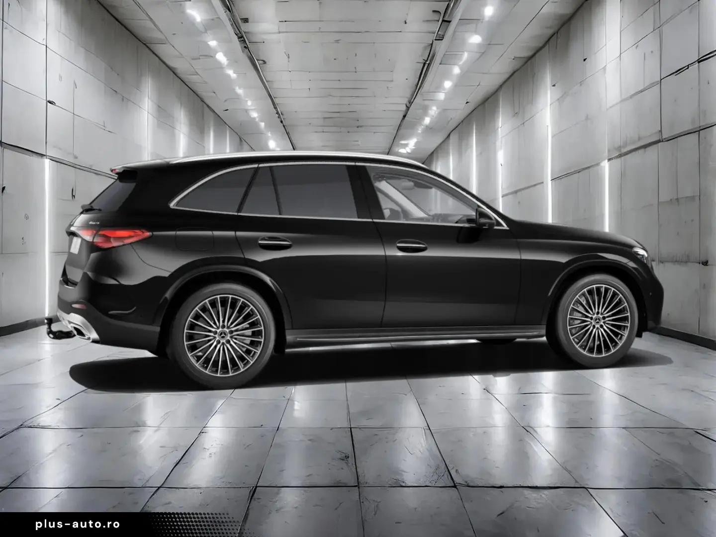 GLC 300 e 4M AMG AMBIENTE DISTRO MEMORY MBUX AHK