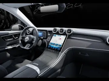 GLC 300 e 4M AMG AMBIENTE DISTRO MEMORY MBUX AHK