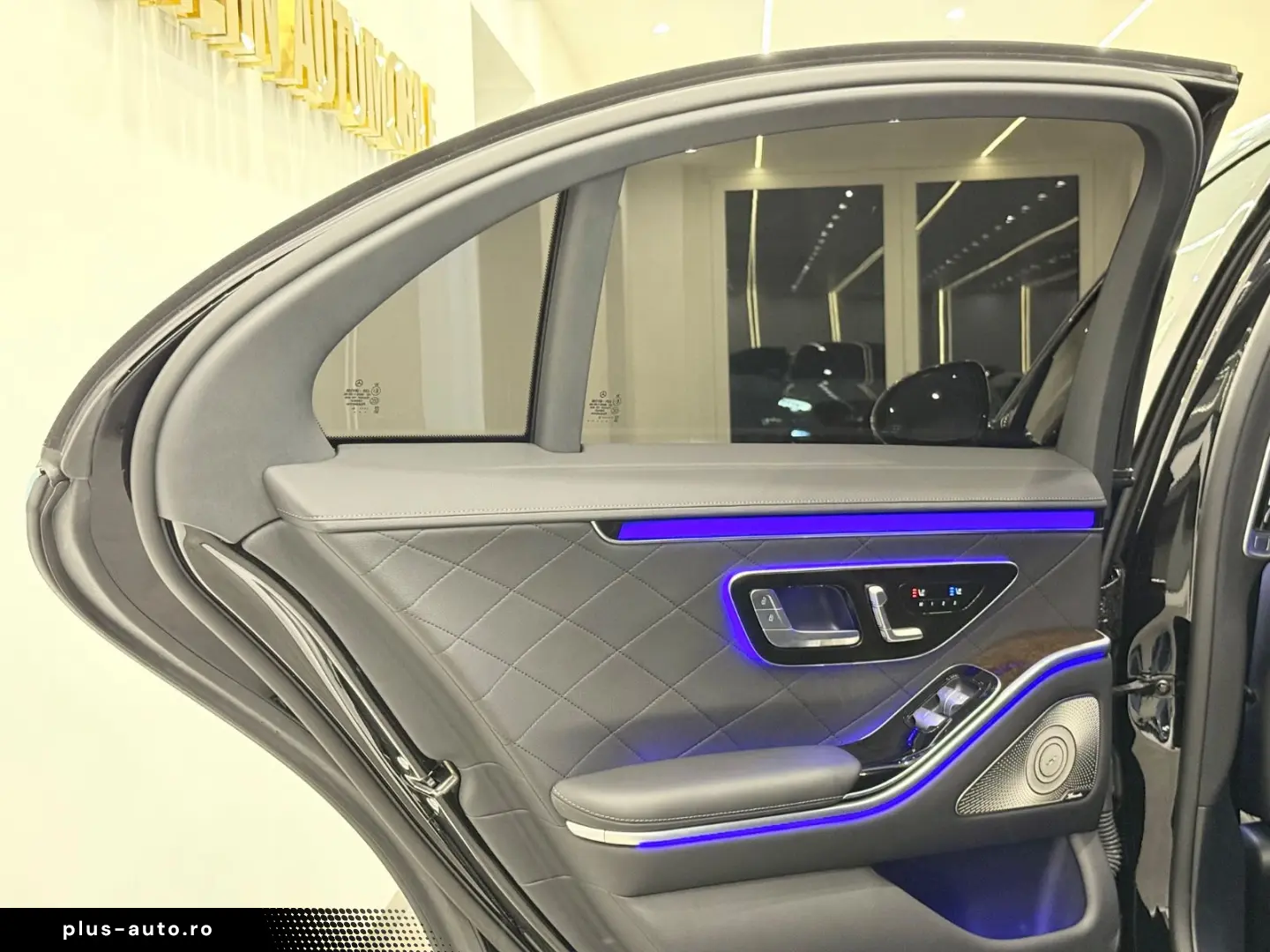 S 350d 4Matic 22 Brabus Fond-TV Burm.4D Massage