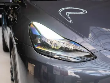 Tesla Model Y Long Range Dual Motor