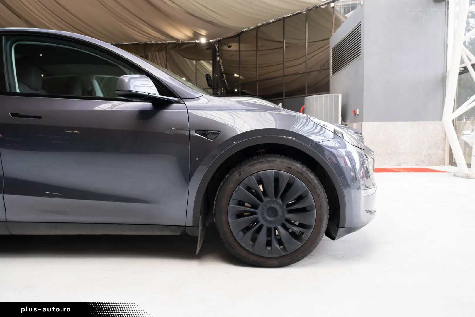 Tesla Model Y Long Range Dual Motor