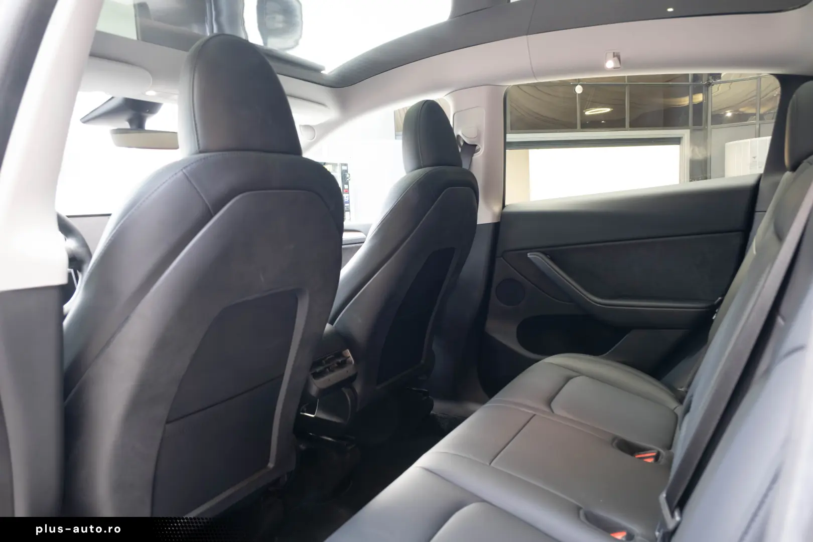 Tesla Model Y Long Range Dual Motor